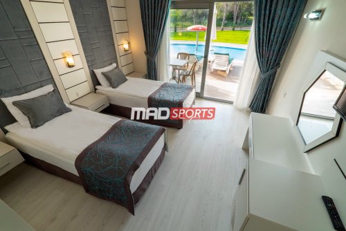 Træningslejr - Linda Resort Hotel - 