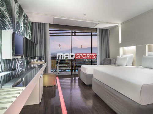 тренировочный лагерь - Nirvana Cosmopolitan Hotel - 