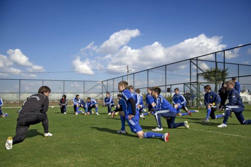 Футбольный тренировочный лагерь в Club Grand Aqua