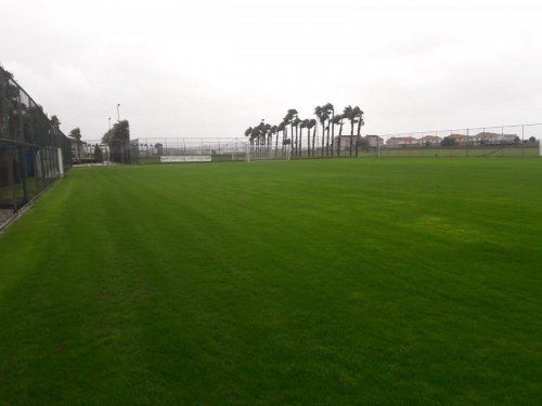 Футбольный тренировочный лагерь в Club Grand Aqua