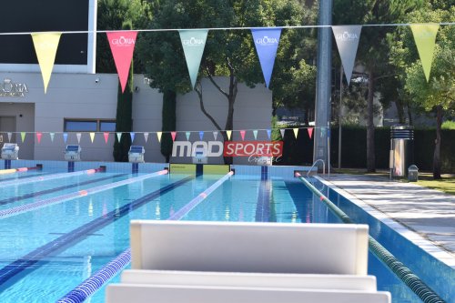 Тренировочный лагерь по плаванию Gloria Sports Arena